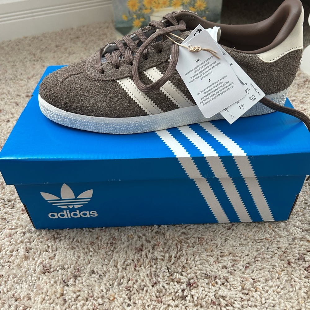 Adidas Gazelle Sneakers